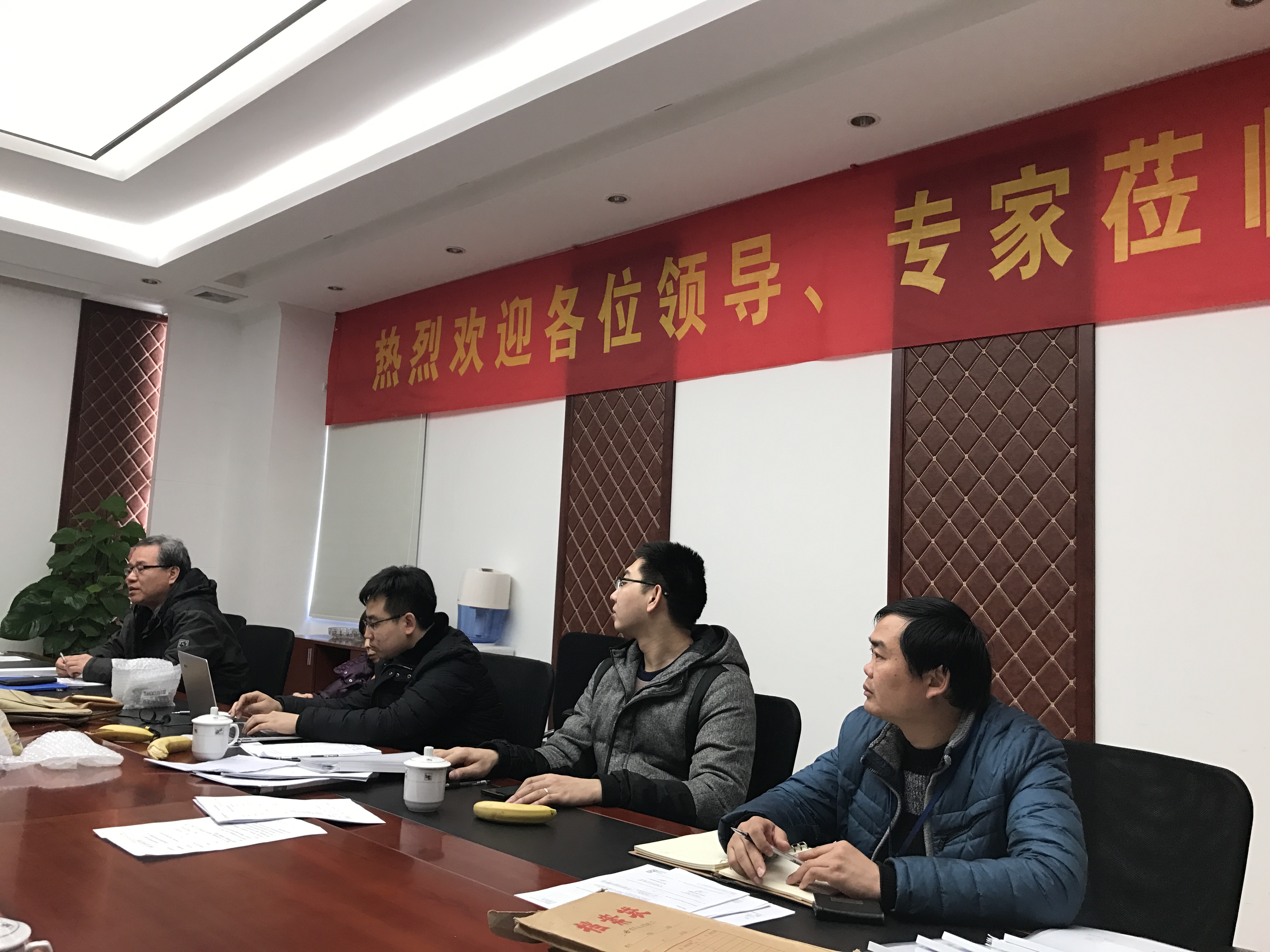 時速160公里動力集中動車組項目順利完成首件鑒定